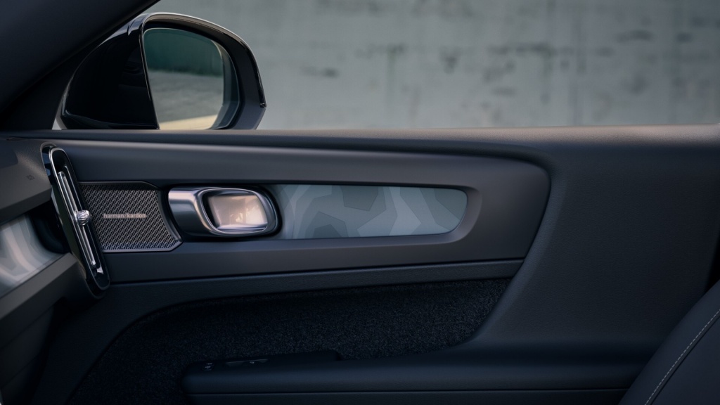 Volvo Ex40
