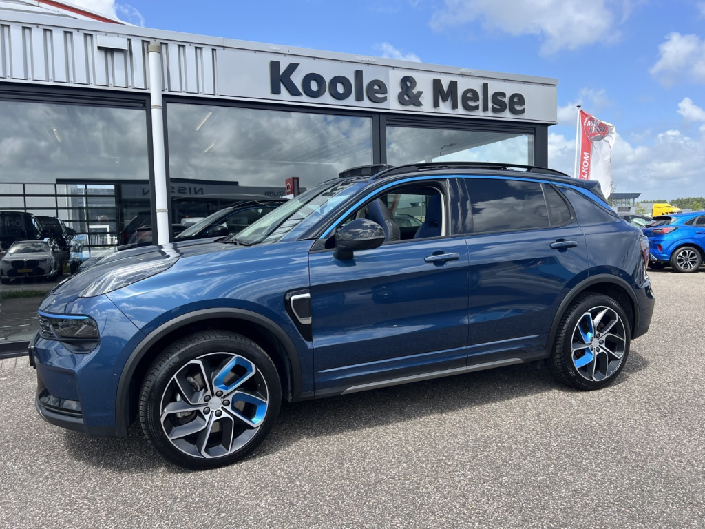 Lynk & Co 01