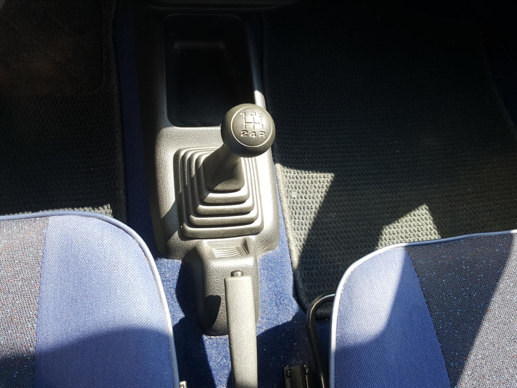 Peugeot 106