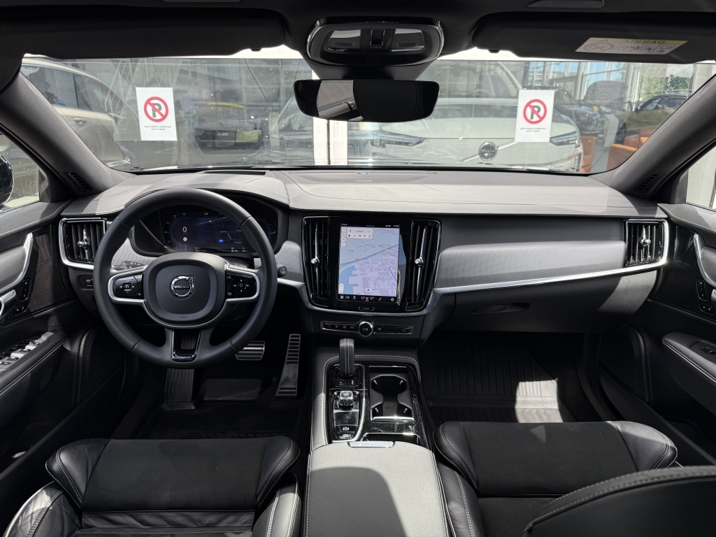 Volvo V90