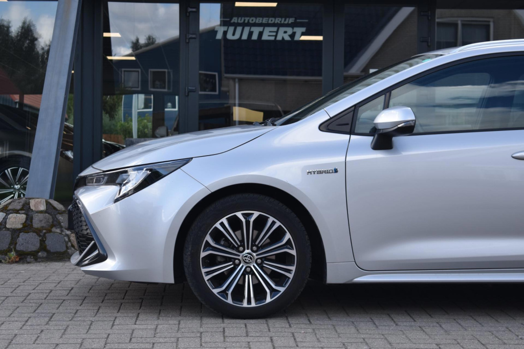 Toyota Corolla Touring Sports