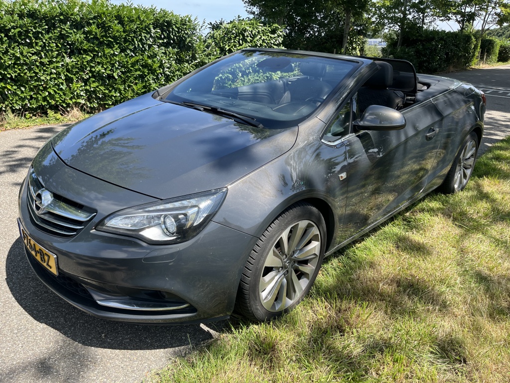 Opel Cascada