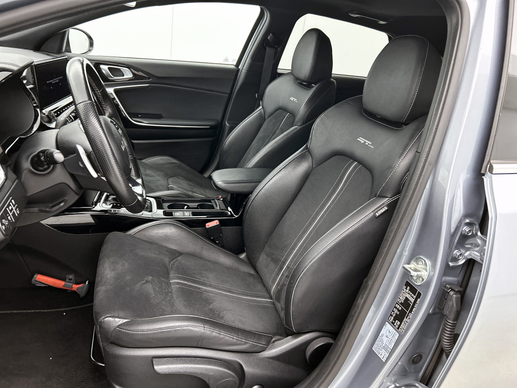 Kia Proceed