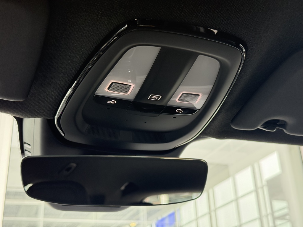 Volvo Ex40