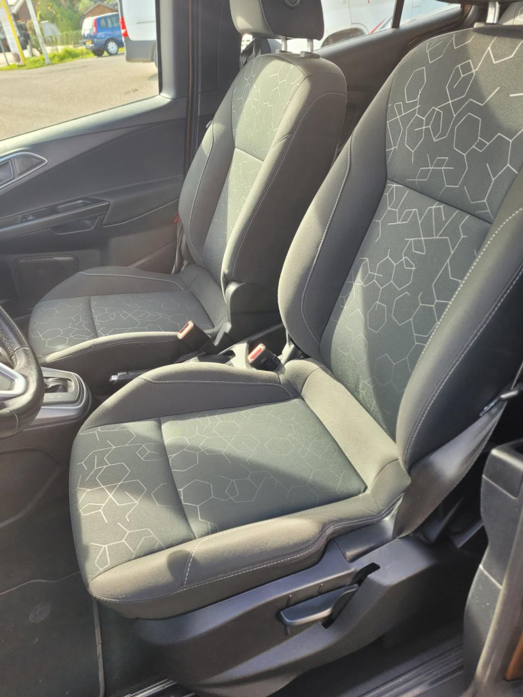 Ford B-max
