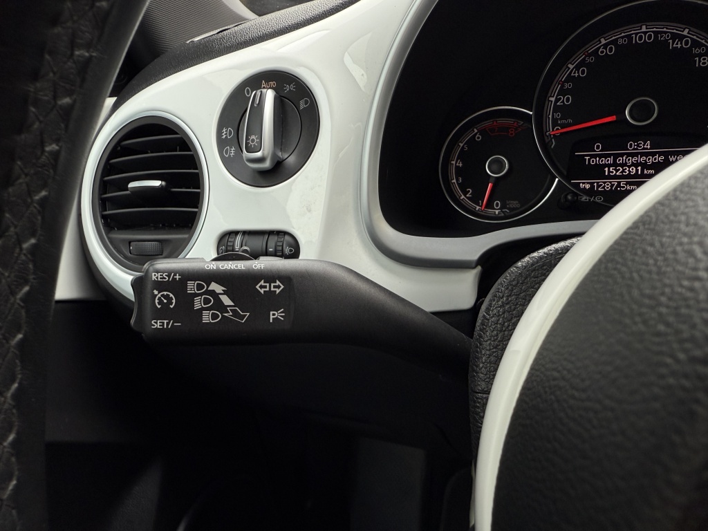 Volkswagen New Beetle
