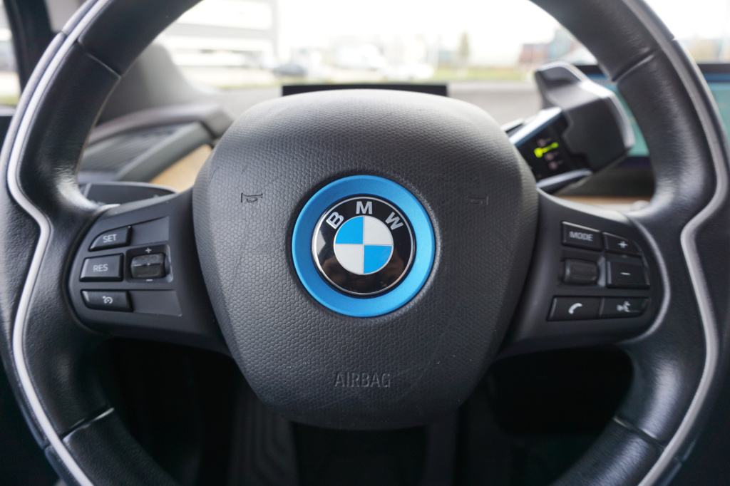 BMW I3