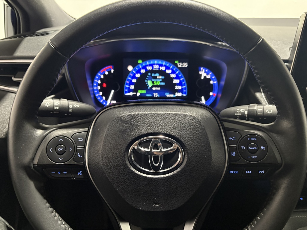 Toyota Corolla Touring Sports