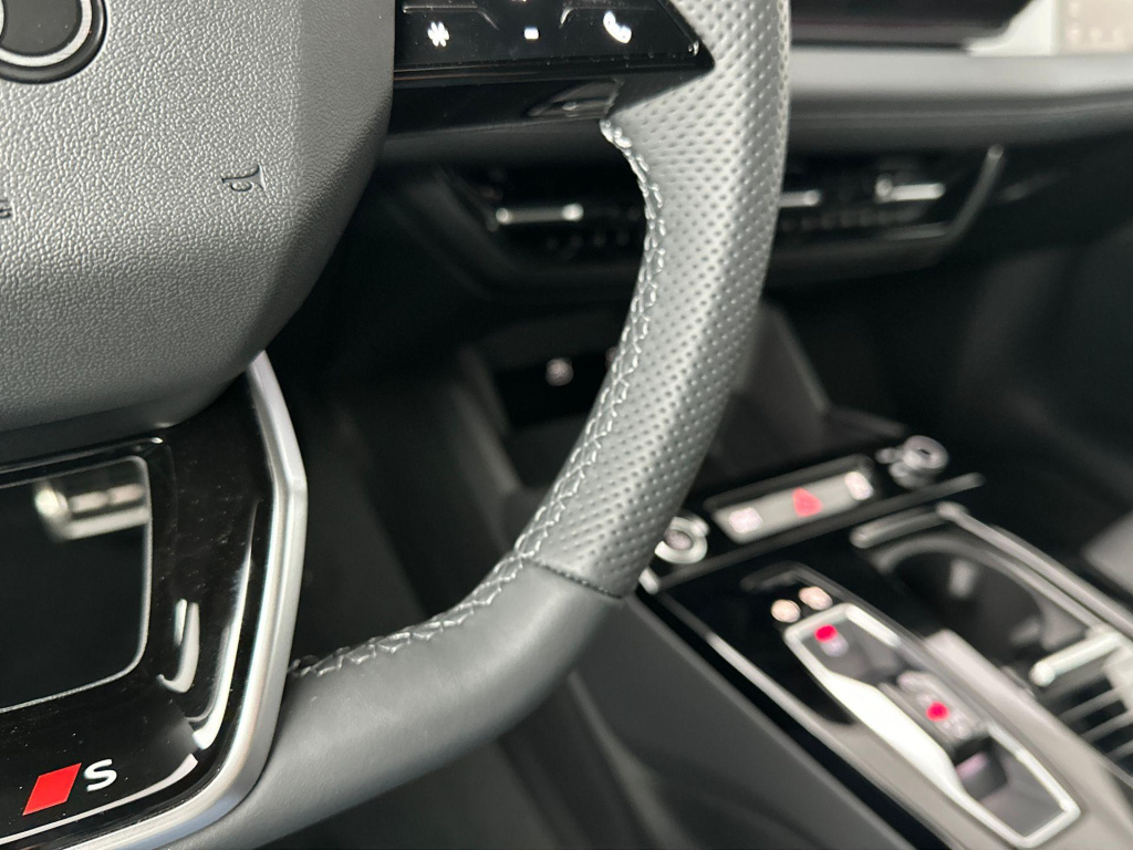 Audi A6 Avant E-tron