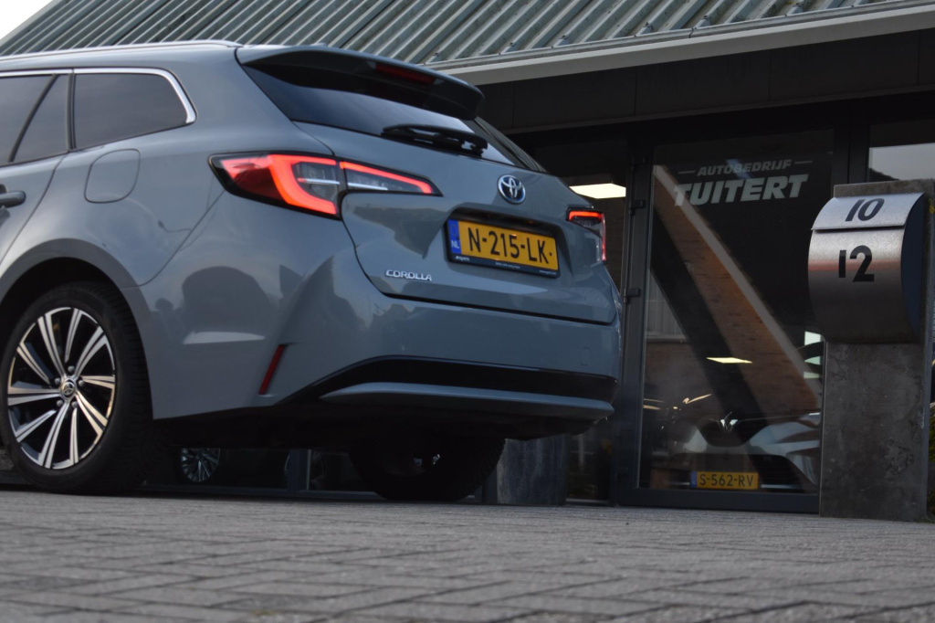 Toyota Corolla Touring Sports