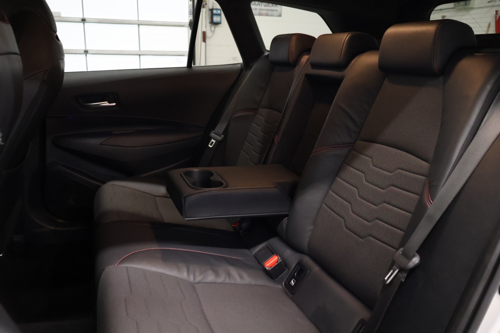 Toyota Corolla Touring Sports