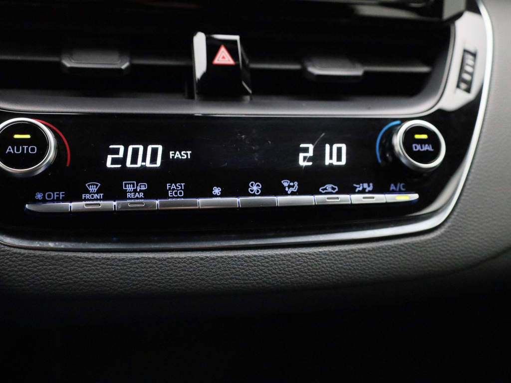 Toyota Corolla Touring Sports