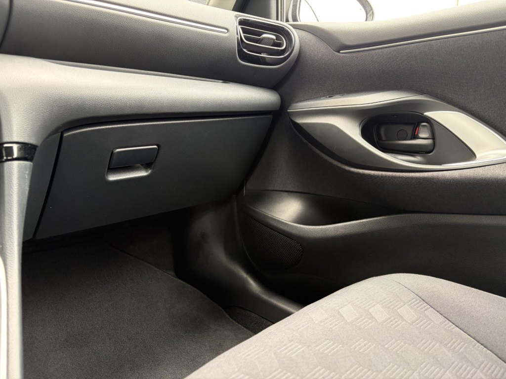 Mazda 2 Hybrid