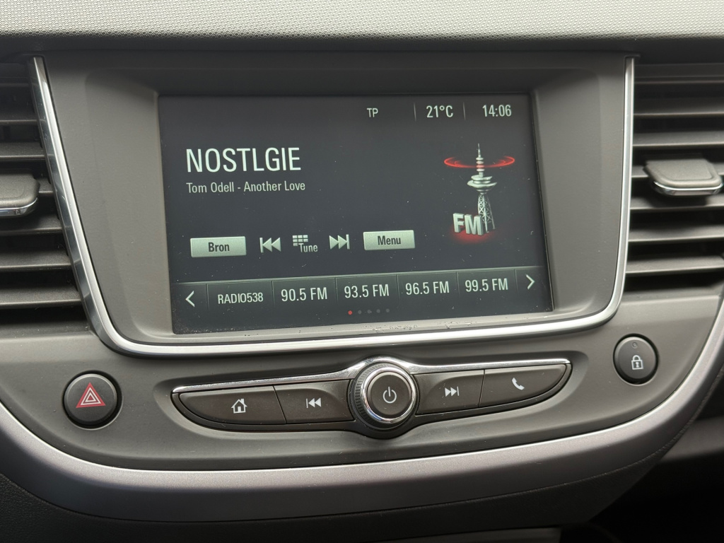Opel Crossland X