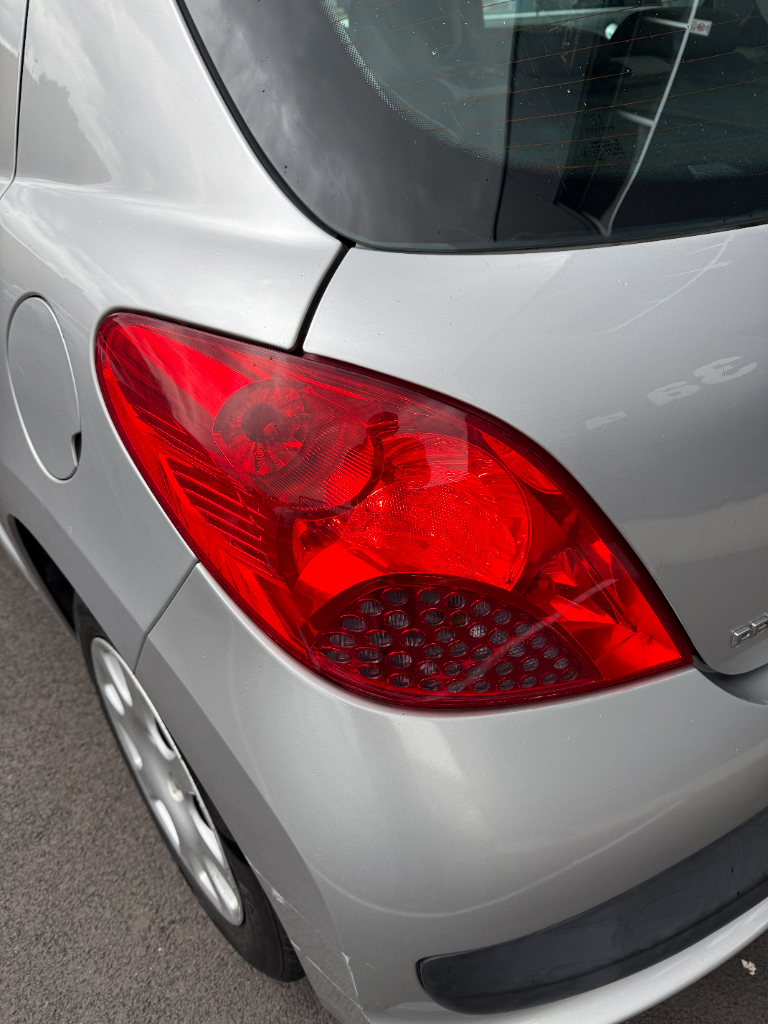 Peugeot 207