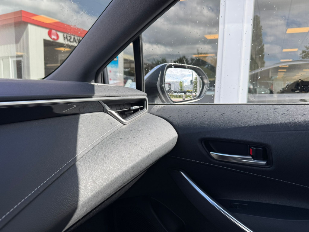 Toyota Corolla Touring Sports