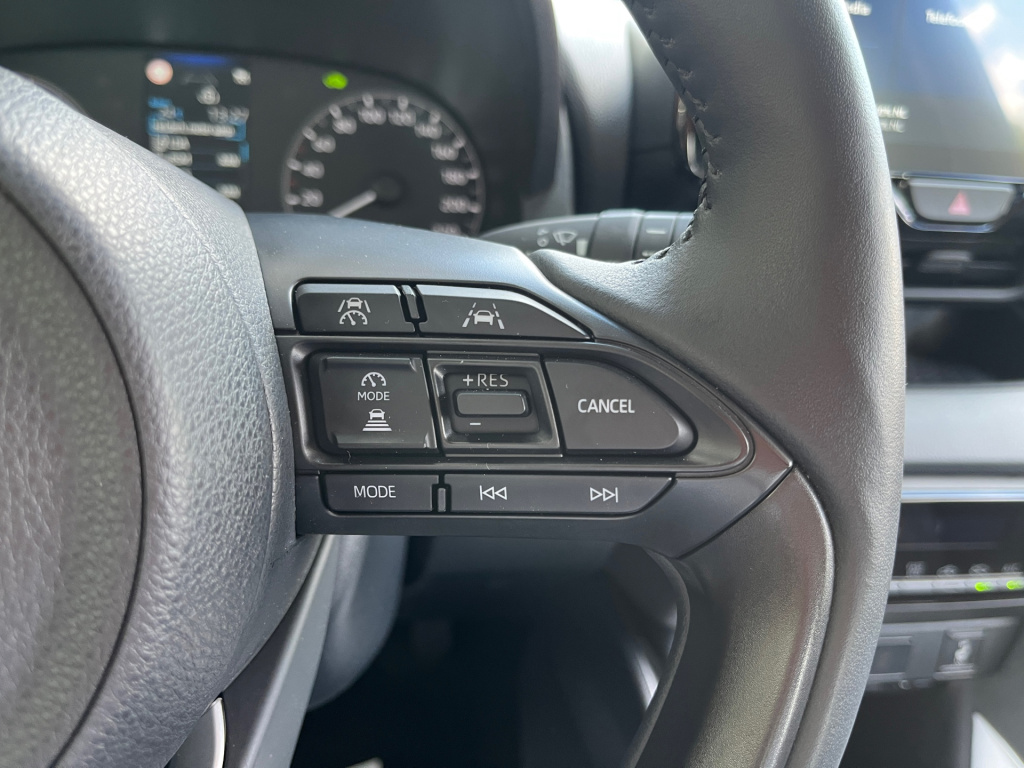 Mazda 2 Hybrid