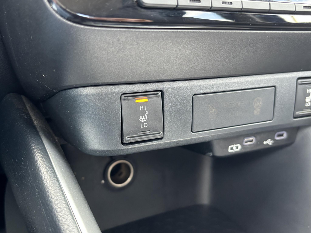Mazda 2 Hybrid