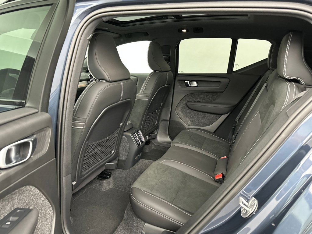 Volvo Ex40