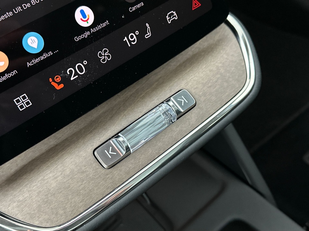 Volvo Es90