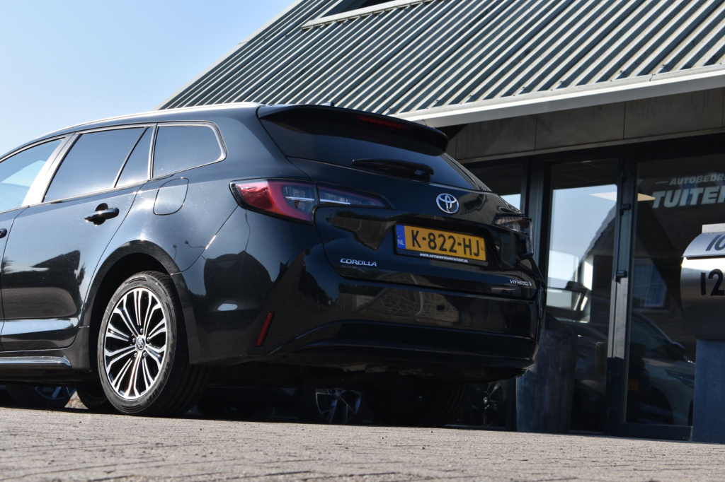 Toyota Corolla Touring Sports