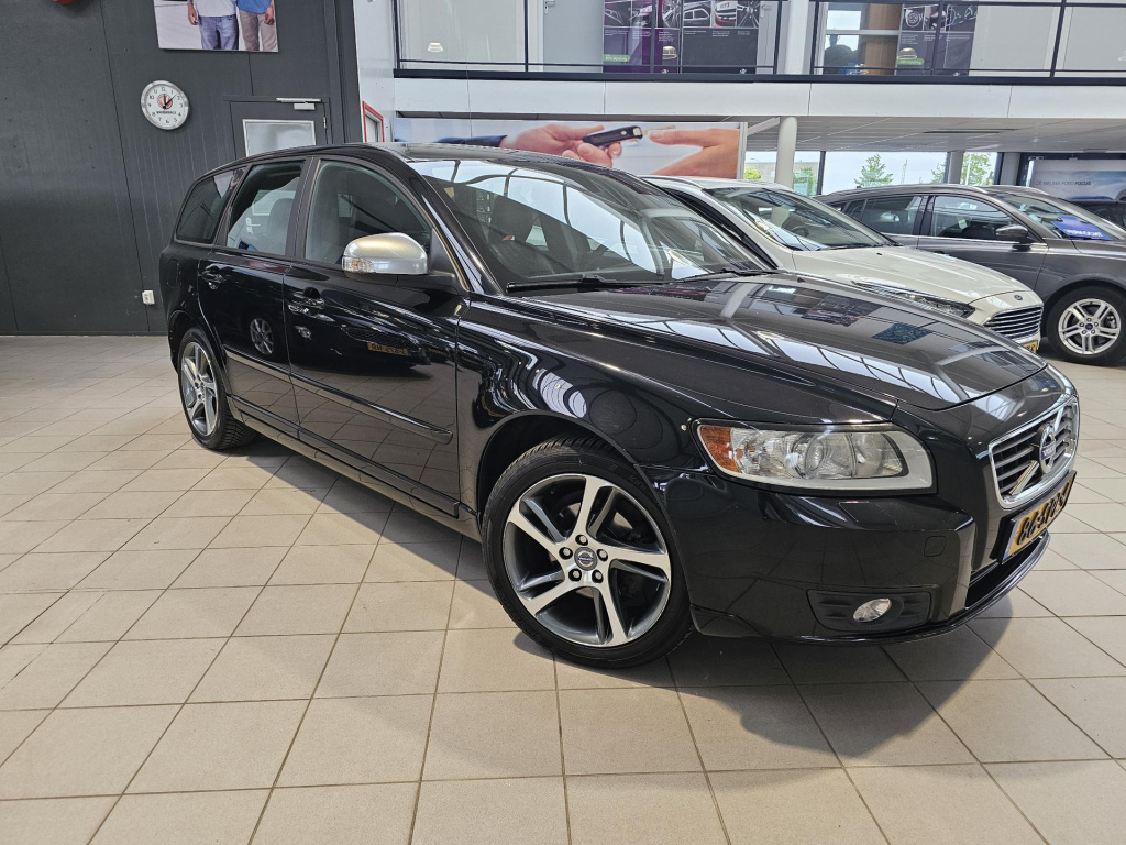 Volvo V50