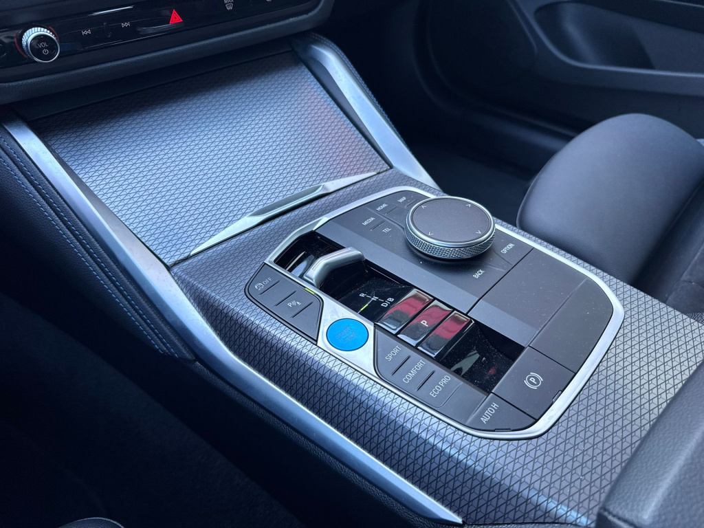 BMW I4