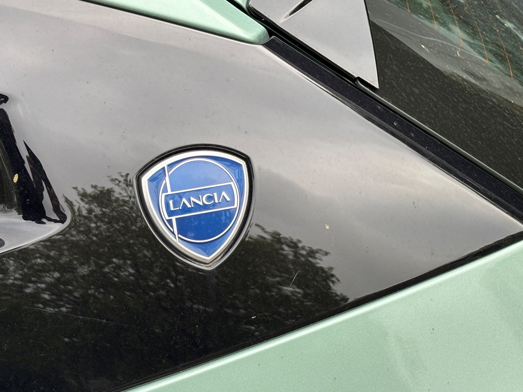Lancia Y(psilon)
