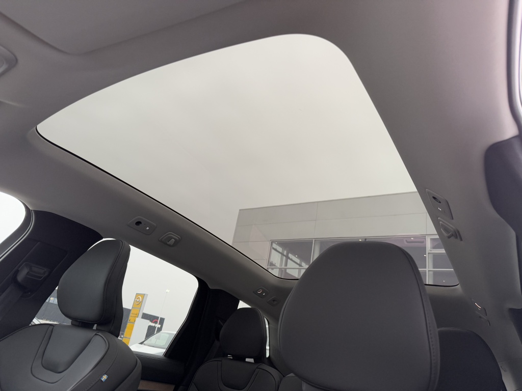 Volvo Ex90