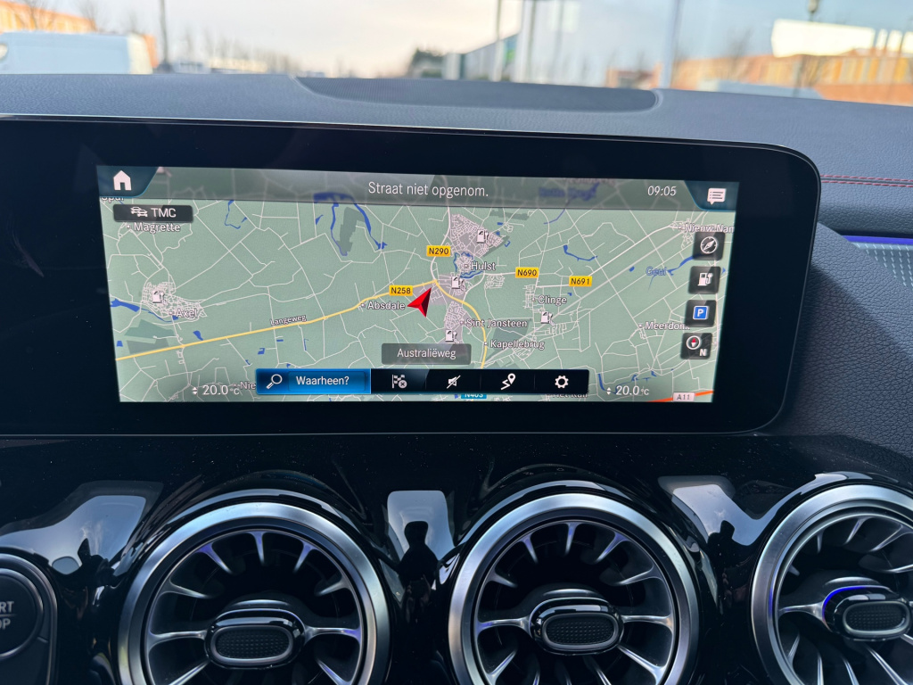 Mercedes-Benz Eqa