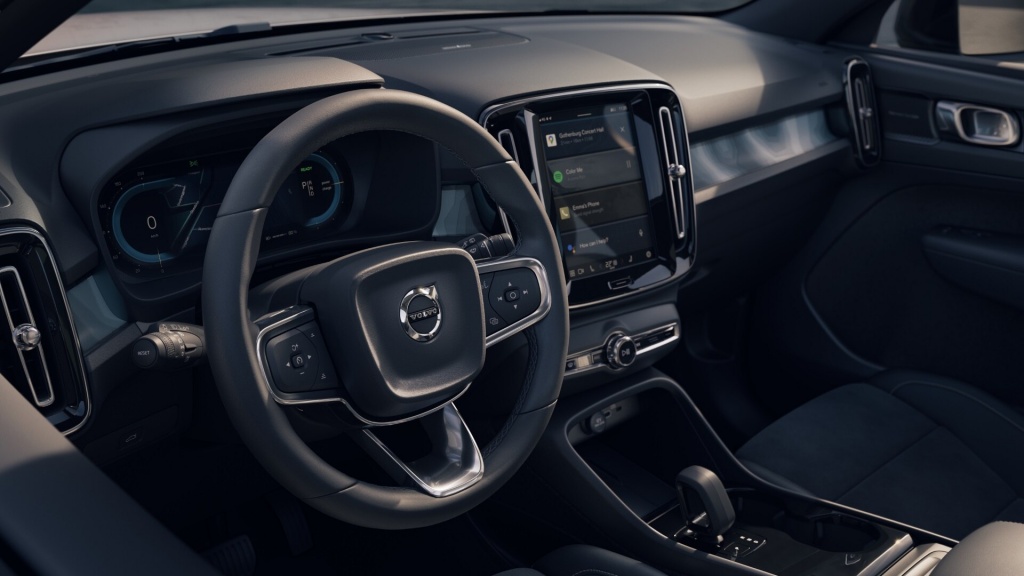 Volvo Ex40
