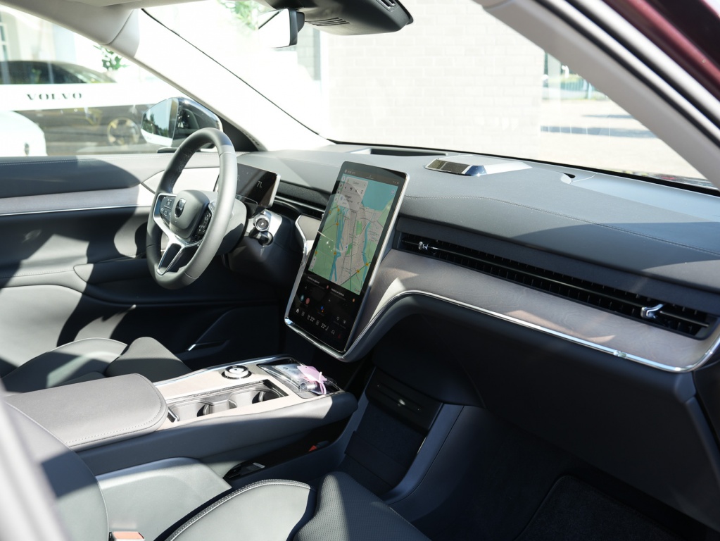 Volvo Ex90