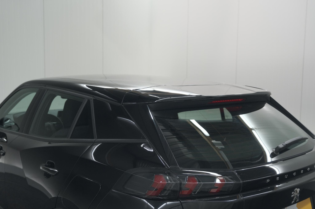 Peugeot E-2008