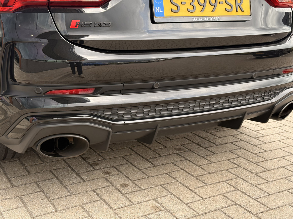 Audi Rsq3