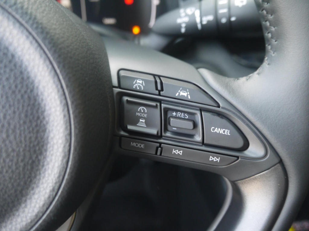 Mazda 2 Hybrid