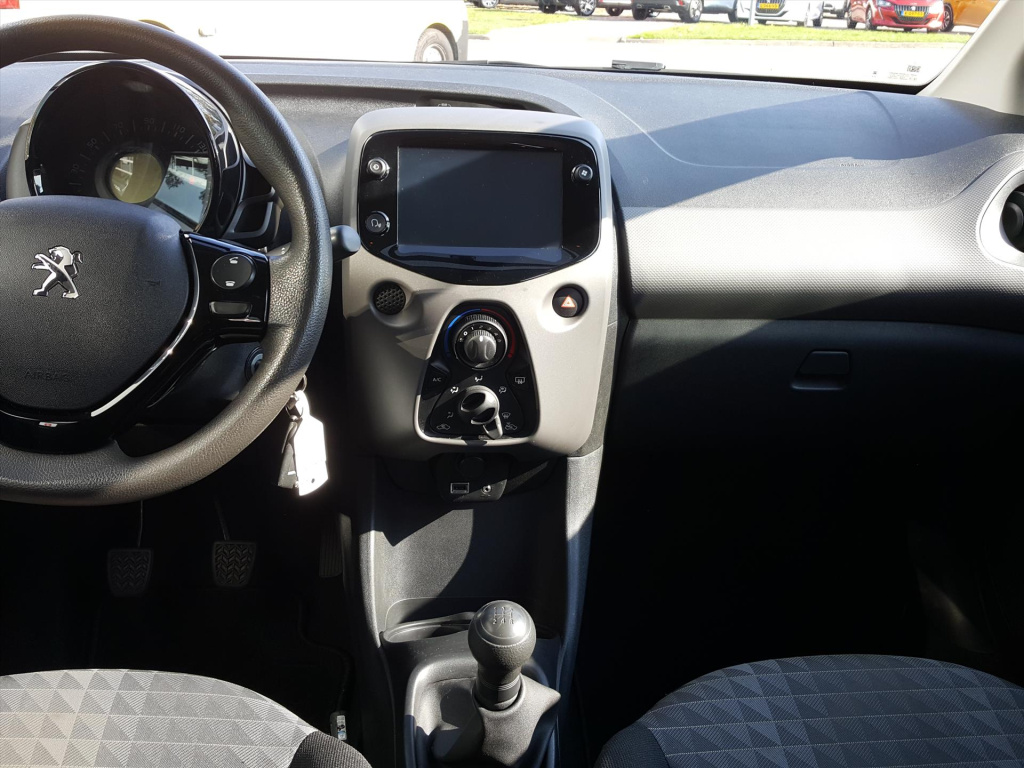 Peugeot 108