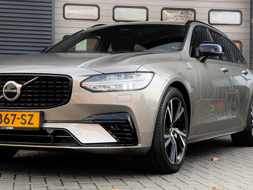 Volvo V90