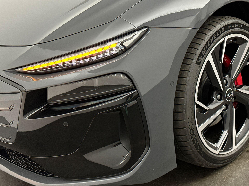 Audi A6 Avant E-tron