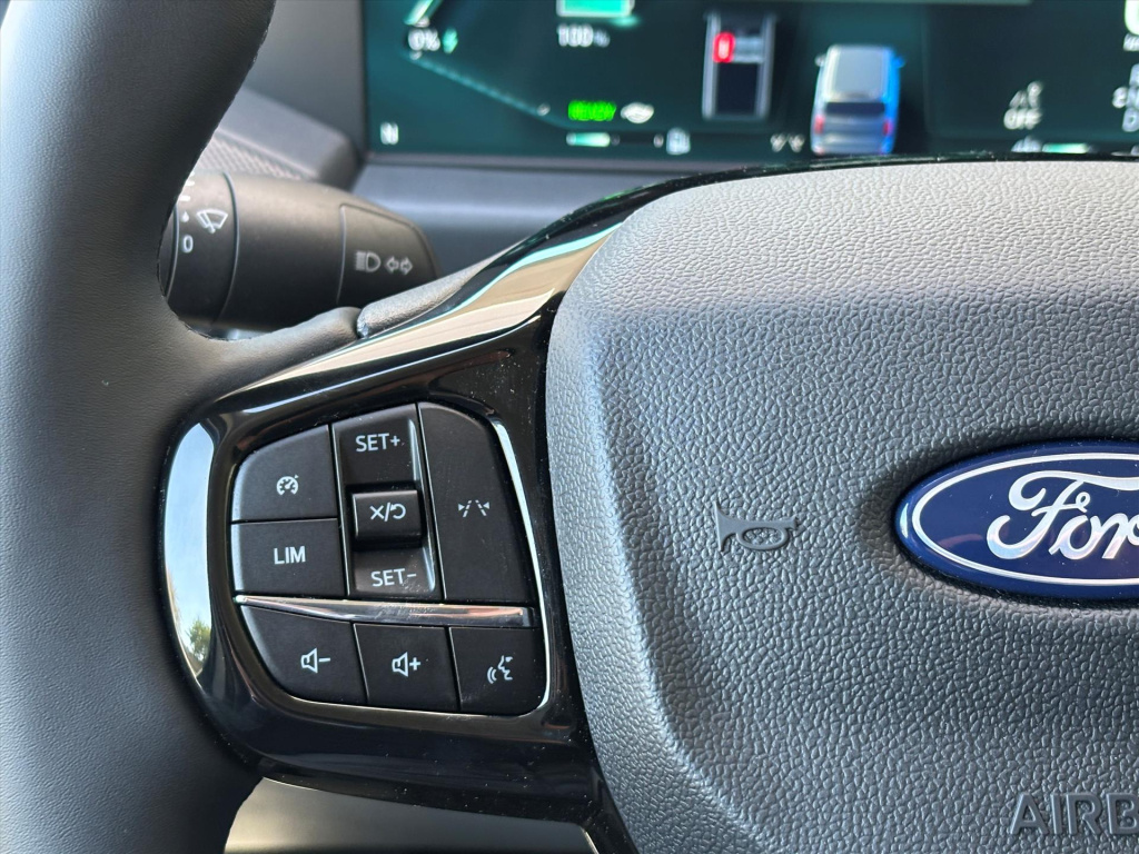 Ford E-transit Custom