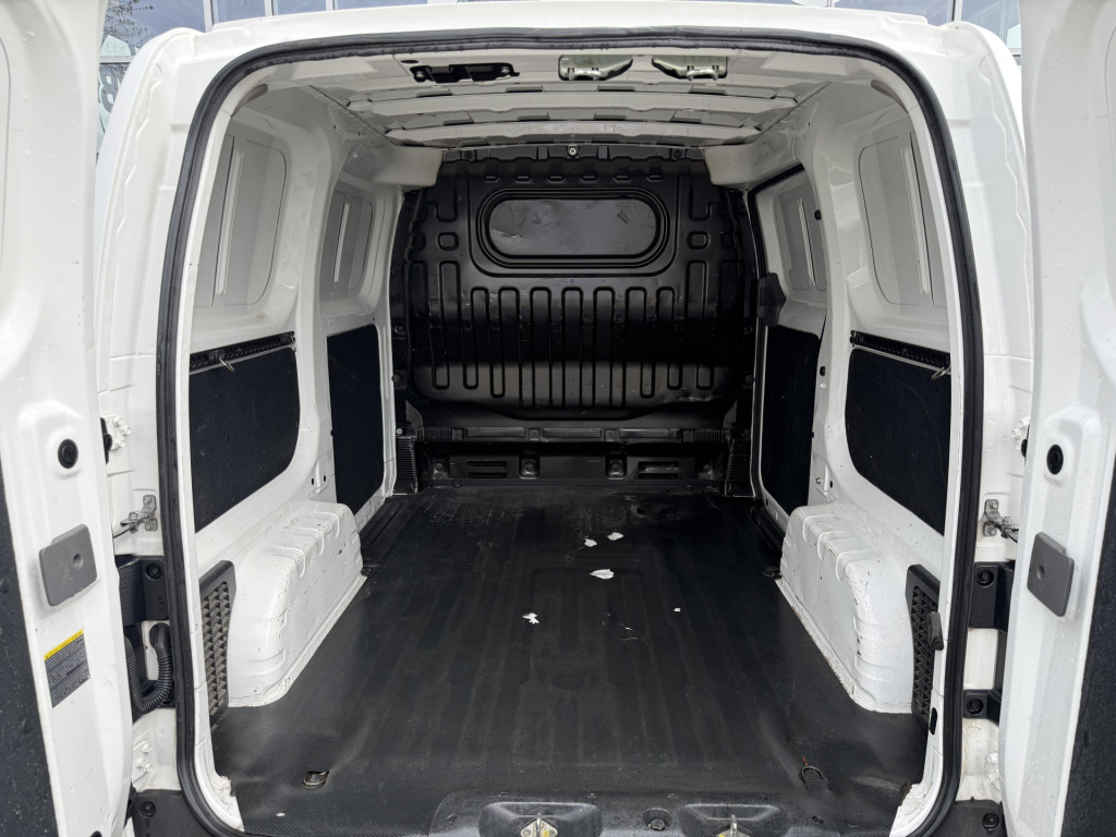 Nissan Nv200