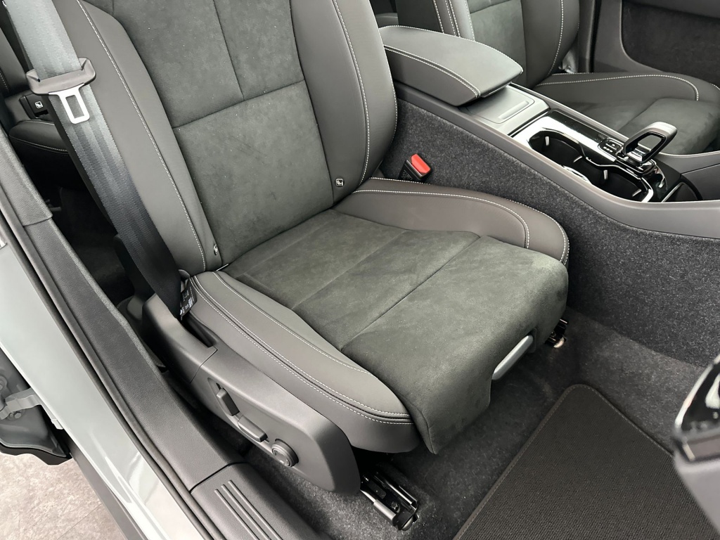 Volvo Ex40
