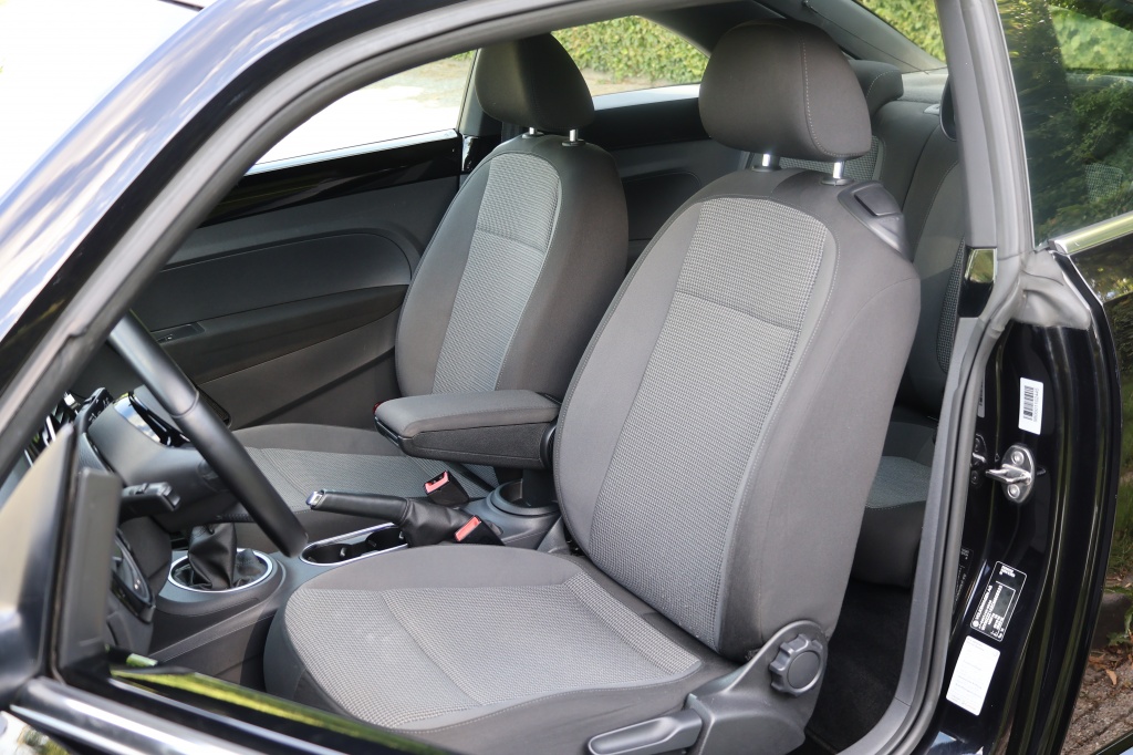 Volkswagen New Beetle