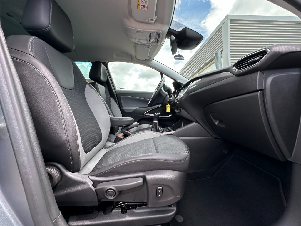 Opel Crossland X