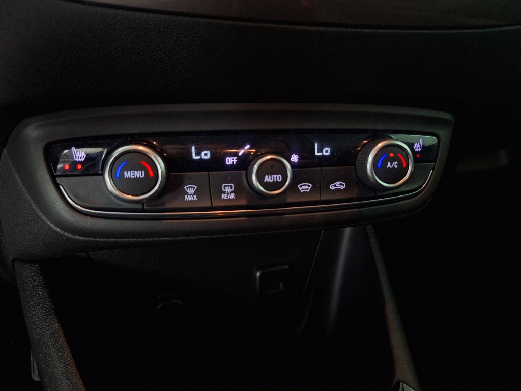 Opel Crossland X