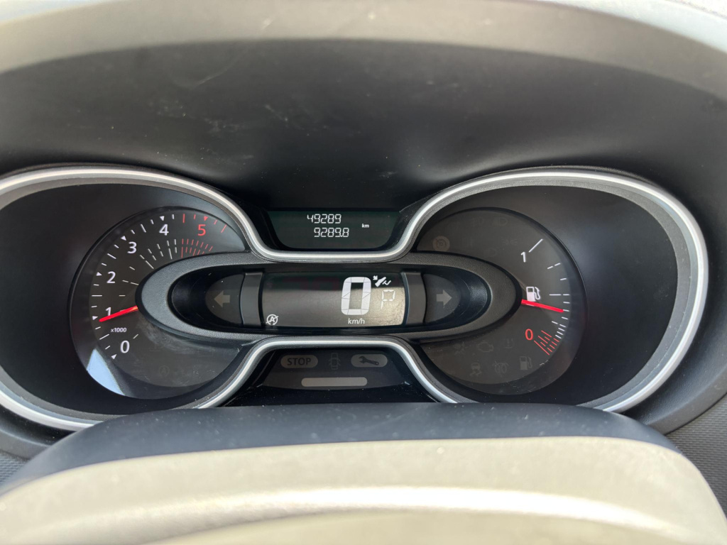 Nissan Nv300