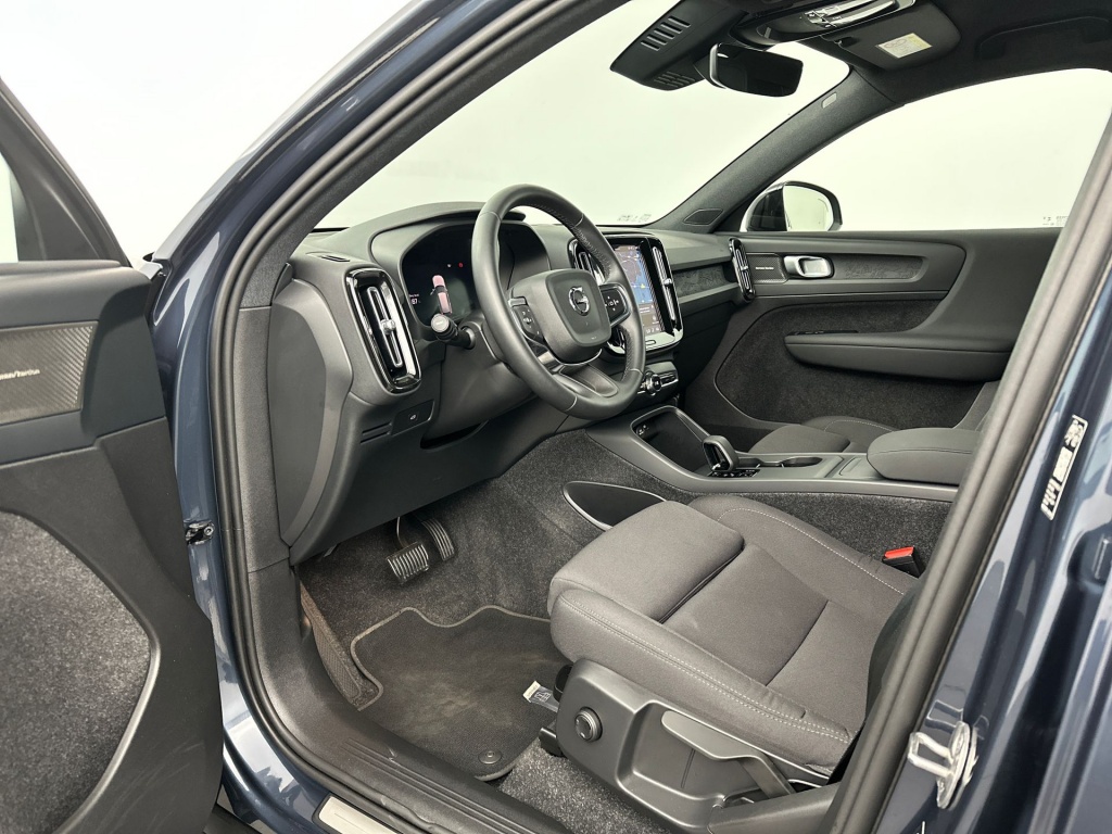 Volvo Ex40