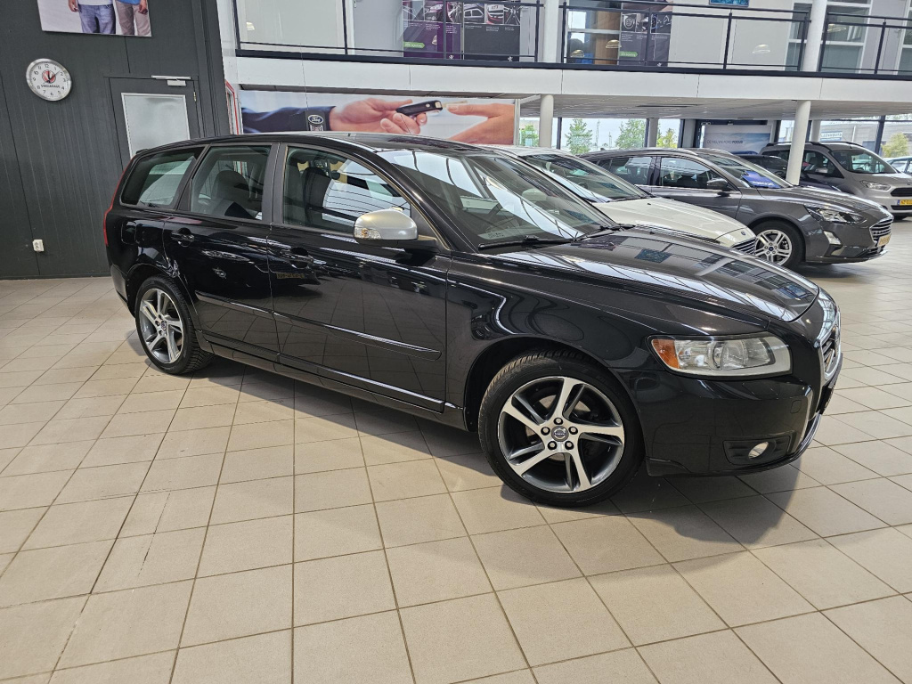 Volvo V50