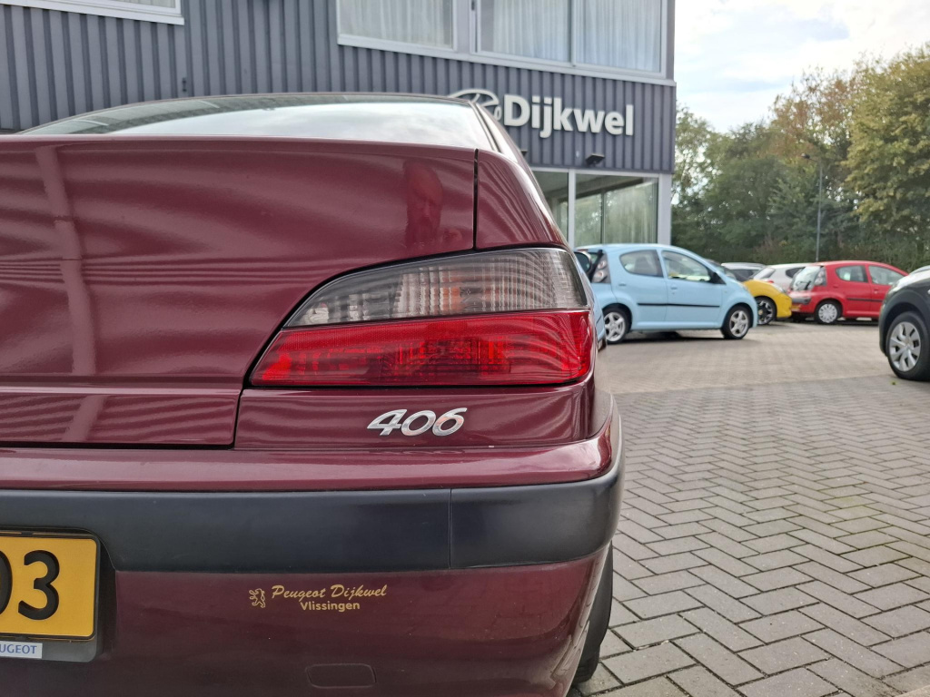 Peugeot 406