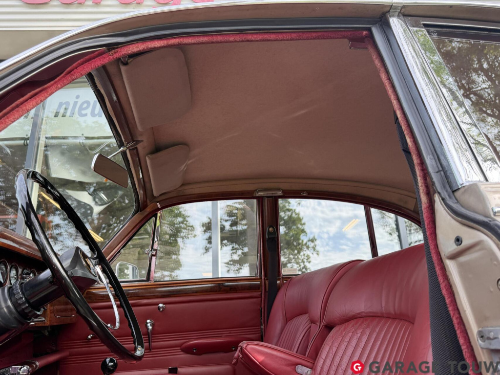Jaguar S-Type