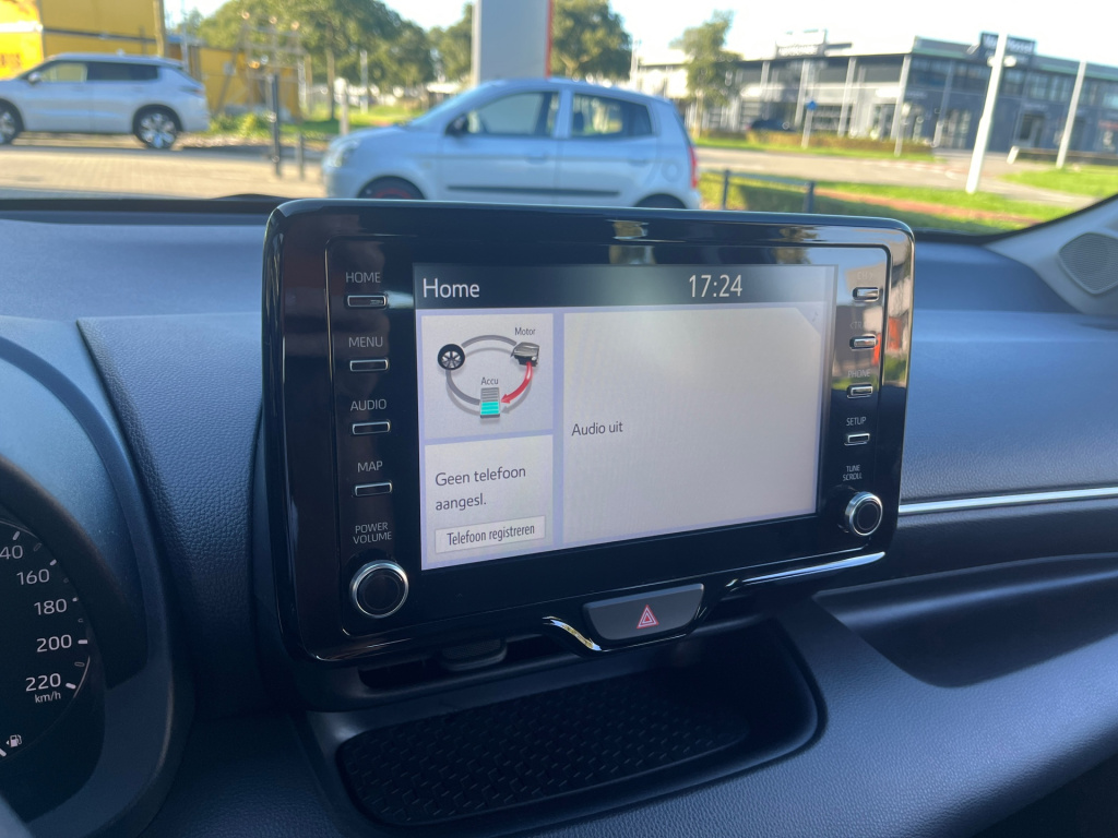 Mazda 2 Hybrid
